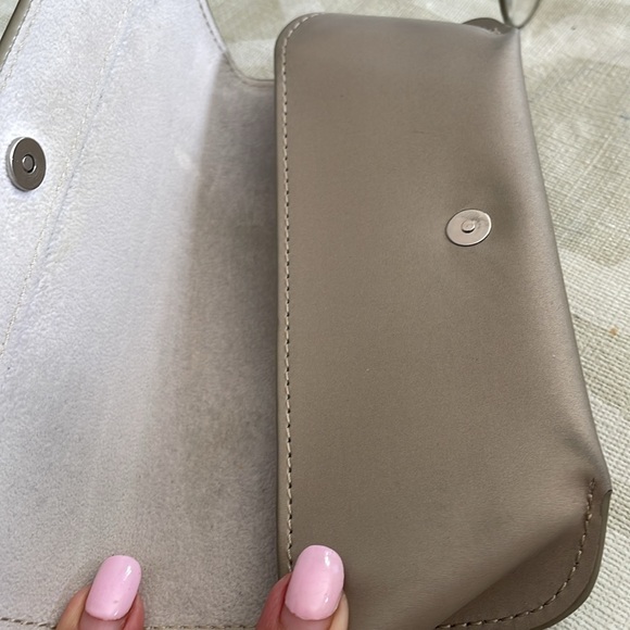 Giorgio Armani Frame. - Picture 6 of 6